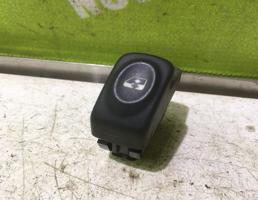 Кнопка стеклоподъемника для Renault Scenic 96-99  запчасти бу