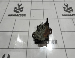 Замок капота для Ford Focus 1 1998-2004  запчасти бу