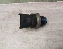 Датчик давления топлива для Opel Astra H / Family 2004 >  запчасти бу