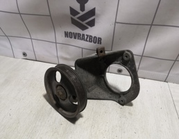 Кронштейн двигателя для Peugeot 307 2001-2008  запчасти бу