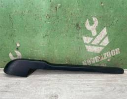 Накладка (кузов внутри) для VW Golf 4 Bora 97-05  запчасти бу