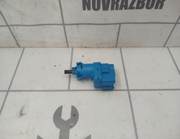 Датчик включения стопсигнала для Mazda Mazda 3  BK  02-09  запчасти бу