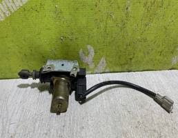 Активатор замка багажника для Mitsubishi Space Wagon (N3,N4) 1991-2000  запчасти бу