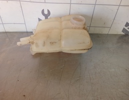 Бачок расширительный для Ford Focus 2 05-08  запчасти бу