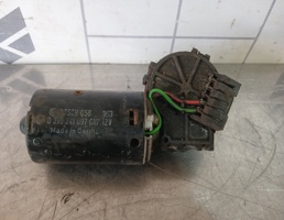 Моторчик стеклоочистителя передний для Audi 80  90  B3  86-91  запчасти бу