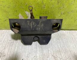 Замок багажника для Renault Laguna 94-99  запчасти бу