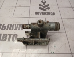 Фланец двигателя системы охлаждения для Ford Focus 2 05-08  запчасти бу