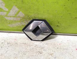 Эмблема для Renault Megane 2 02-09  запчасти бу