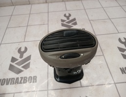 Дефлектор воздушный для Ford Focus 1 1998-2004  запчасти бу