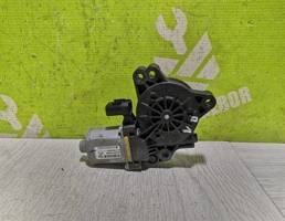 Моторчик стеклоподъемника для Hyundai i30 12-17  запчасти бу