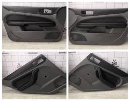 Обшивка двери комплект для Ford Focus 2 08-11  запчасти бу