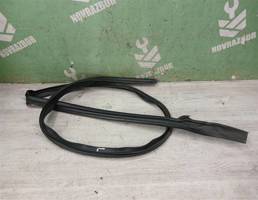 Уплотнитель для Nissan Primera P11 96-02  запчасти бу