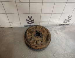 Щит опорный задний левый для VW Golf 3 Vento 91-97  запчасти бу