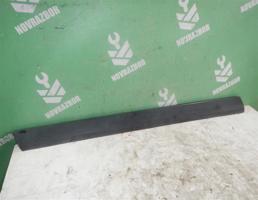 Молдинг передней левой двери для VW Passat B5 96-00  запчасти бу