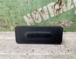 Кнопка открывания багажника для LADA VESTA 15-19  запчасти бу