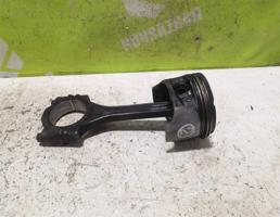 Поршень с шатуном для VW Golf 4 Bora 97-05  запчасти бу