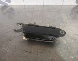 Ручка двери передней наружная правая для Audi 80  90  B3  86-91  запчасти бу