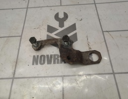 Кронштейн генератора для VW Golf 3 Vento 91-97  запчасти бу