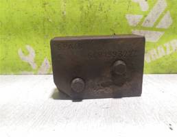 Демпфер двигателя для VW Polo Classic 95-02  запчасти бу