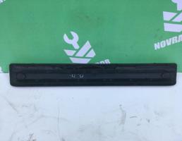 Накладка на порог для Renault Kangoo 97-03  запчасти бу