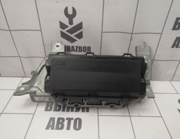 Подушка безопасности нижняя (для колен) для Mitsubishi Lancer 10 CX  CY 07-17  запчасти бу