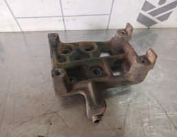 Кронштейн кондиционера для Kia RIO 1 2000-2004  запчасти бу