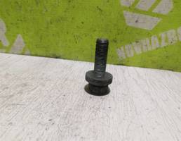 Болт для VW LT 2 96-06  запчасти бу