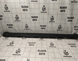 Накладка на порог для Skoda Yeti 2009-2018  запчасти бу