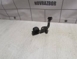 Кронштейн (сопут. товар) для Skoda Octavia A4 1U 2000-2011  запчасти бу