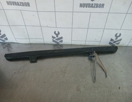 Кронштейн (сопут. товар) для Audi 80  90  B3  86-91  запчасти бу