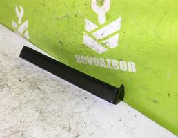 Накладка декоративная для Mercedes Benz W211 E-Class 2002-2009  запчасти бу