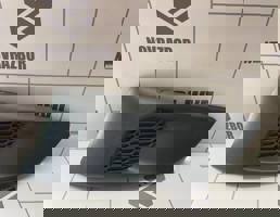 Решетка в бампер левая для Chevrolet Aveo (T300) 2011-2015  запчасти бу