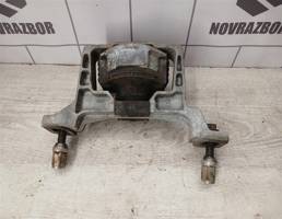 Опора двигателя правая для Ford Focus 2 08-11  запчасти бу