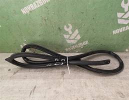 Уплотнитель двери для Mitsubishi Space Wagon (N3,N4) 1991-2000  запчасти бу