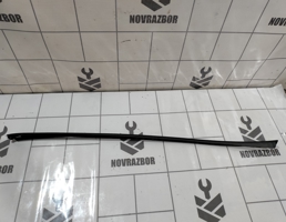 Молдинг стекла для Opel Corsa C 2000-2006  запчасти бу