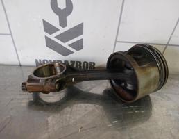 Поршень с шатуном для VW Golf 3 Vento 91-97  запчасти бу