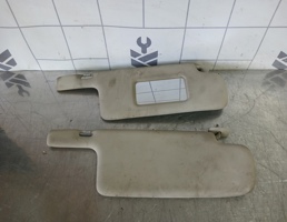 Козырек солнцезащитный (внутри) для Audi 80  90  B3  86-91  запчасти бу