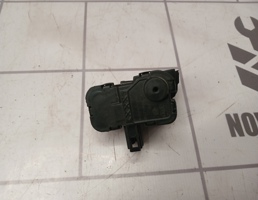 Активатор замка крышки бензобака для Skoda Yeti 2009-2018  запчасти бу