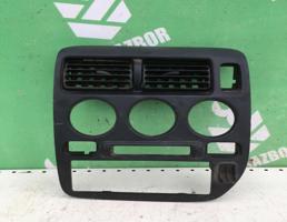 Рамка магнитолы для Honda Logo  запчасти бу