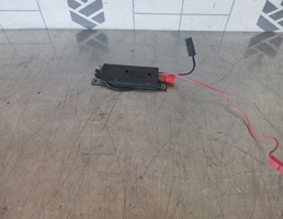 Антенна для Audi A6 (C4) 1994-1997  запчасти бу