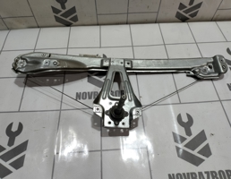 Стеклоподъемник механ. задний левый для Renault Clio 3  2005-2012  запчасти бу