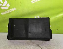 Крышка аккумулятора для Skoda Fabia 1999-2006  запчасти бу