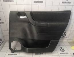 Обшивка двери задней правой для Opel Zafira A 99-05  запчасти бу