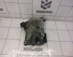 Кронштейн генератора для Nissan Almera N16 2000-2006  запчасти бу