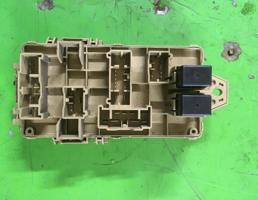 Блок предохранителей для Subaru Forester S10 1997-2000  запчасти бу