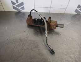 Цилиндр тормозной главный для VW Golf 4 Bora 97-05  запчасти бу