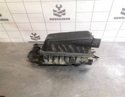 Корпус воздушного фильтра для VW Golf 3 Vento 91-97  запчасти бу