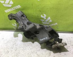 Кронштейн кондиционера для Renault Scenic 96-99  запчасти бу