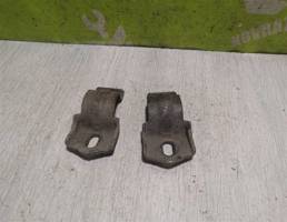 Кронштейн крепления переднего стабилизатора для Peugeot 206 98-12  запчасти бу