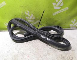 Уплотнитель двери для Renault Logan 2005-2014  запчасти бу